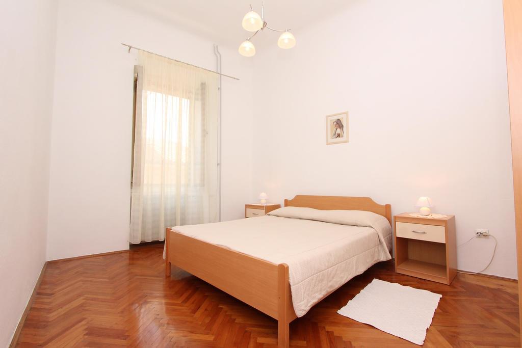 Apartment Riki Ровинь Экстерьер фото